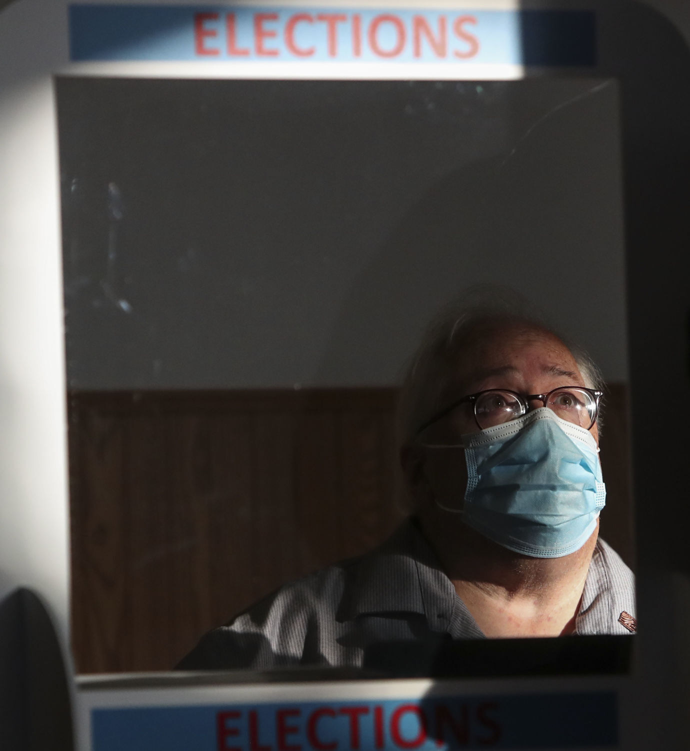 110320-qct-voting-jg-35.JPG